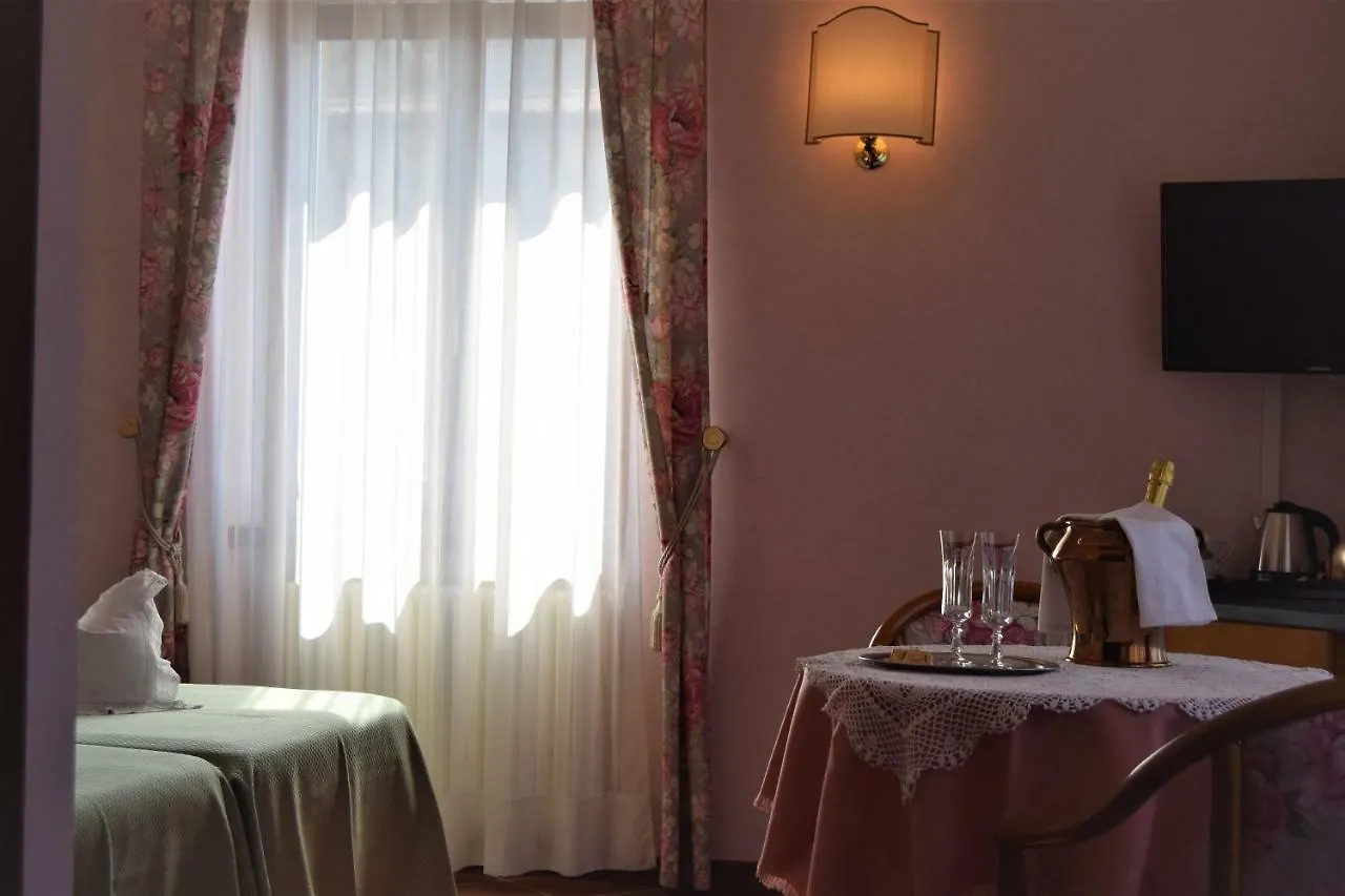 Maison d'hôtes Villa Torre - Atmosfera Romantica Brenzone Italie